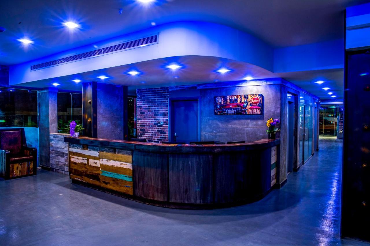 Flowery Holiday Suites クウェート エクステリア 写真
